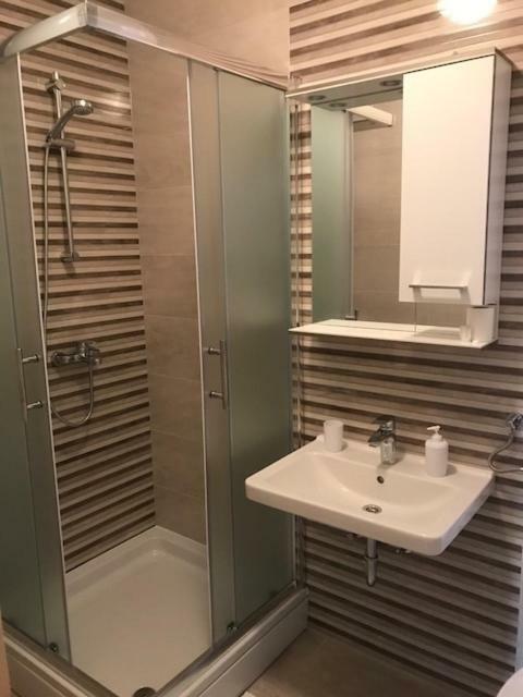 Apartmani Ruza Makarska Exterior photo